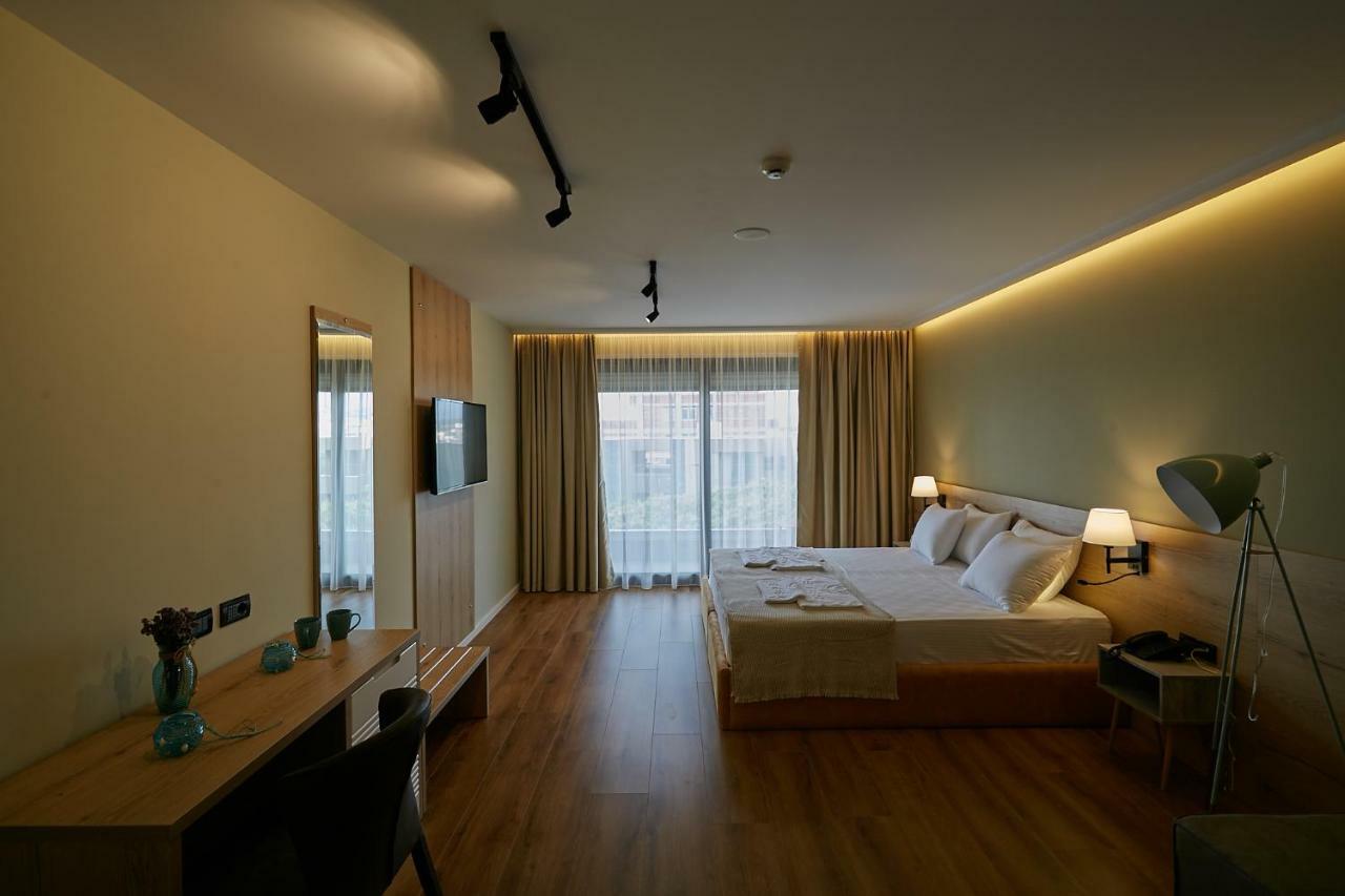 Deluxe Double Room Side Sea View
